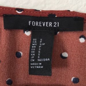 Forever 21 Dresses - Adorable Polka Dot Dress Forever 21 Dresses - Adorable Polka Dot Dress
